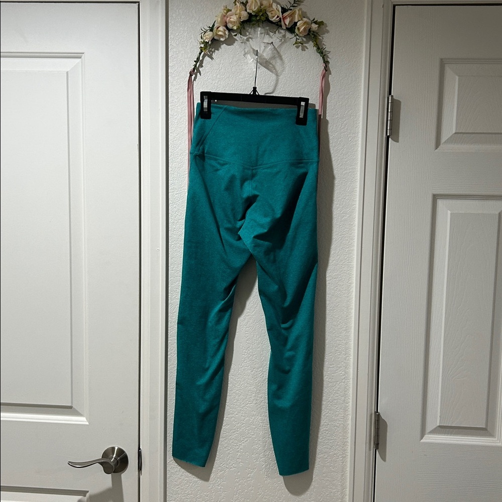 WELLBEING + BEINGWELL LoungeWell Ashe 7/8 Legging - Picture 5 of 6